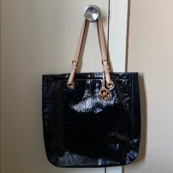 Michael Kors tote